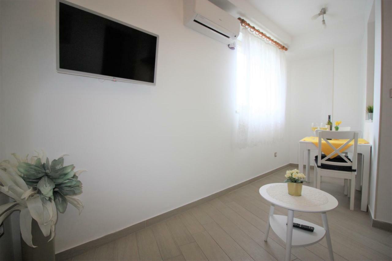 Aurora Apartments Шибеник Екстер'єр фото